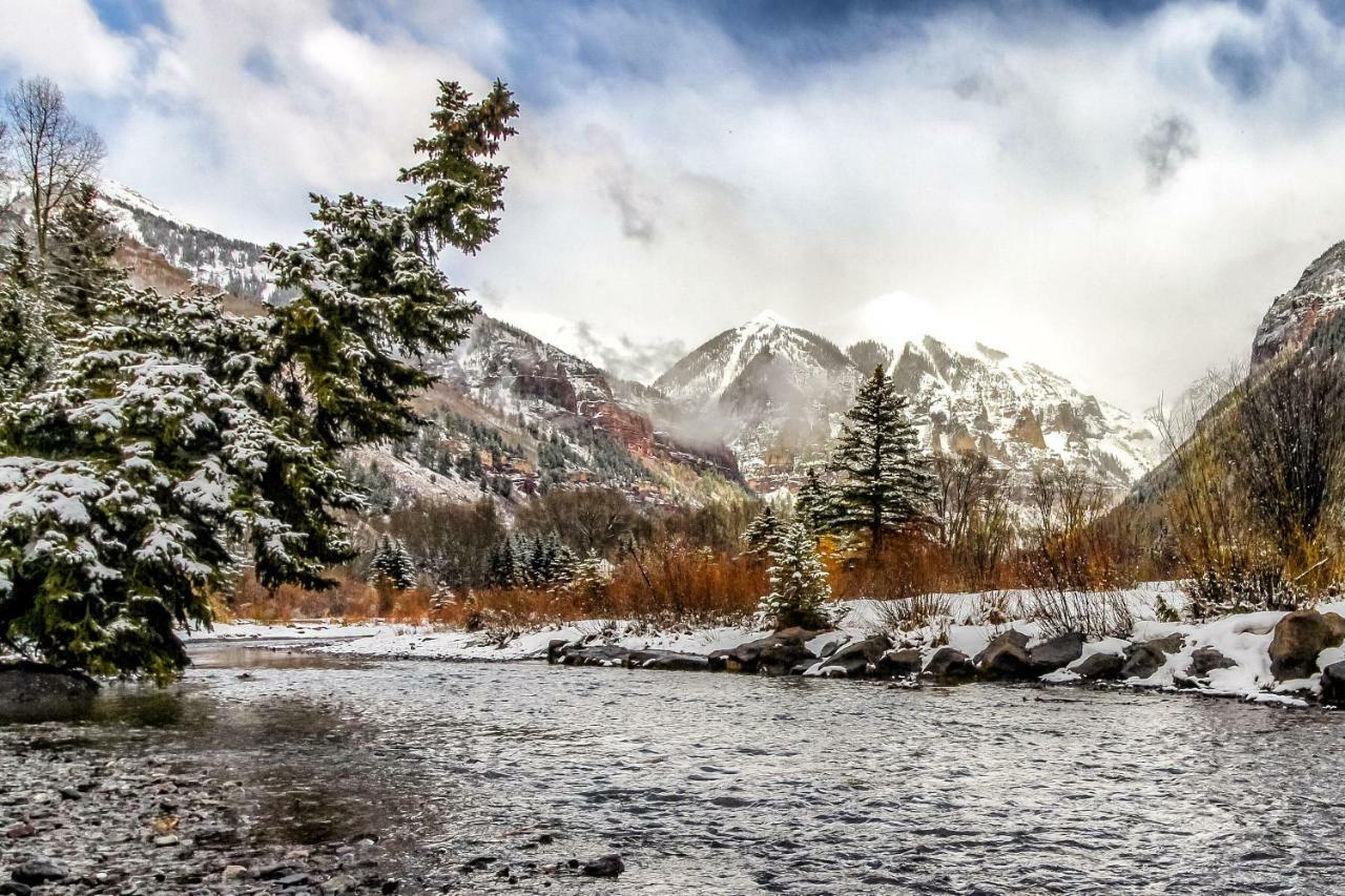 Mountain Meadow Retreat *